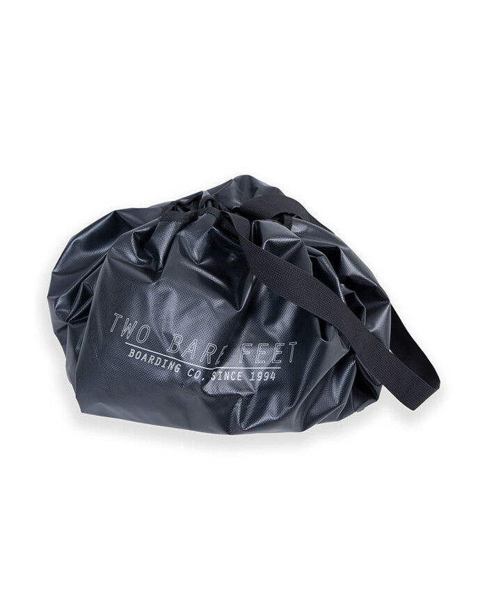 Changing mat and bag with a strap